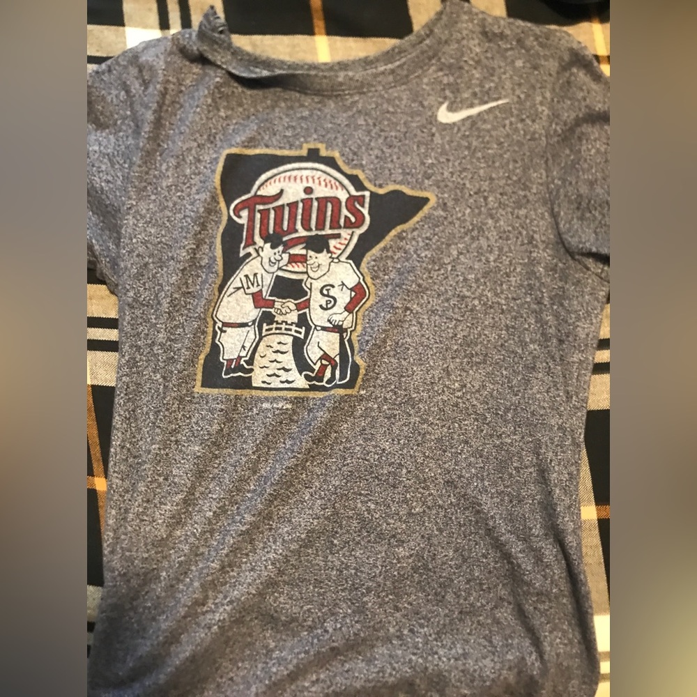 Minnesota Twins Nike Shirt